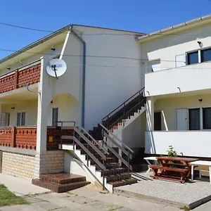 Aneva , Baška Kroatien