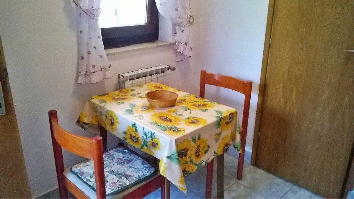 Apartments Zambratija Zambratija (Istria)